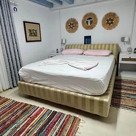 Old Soul, Sea Views Villa *