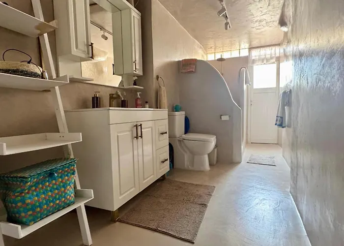 Old Soul, Sea Views Villa Dhërmi